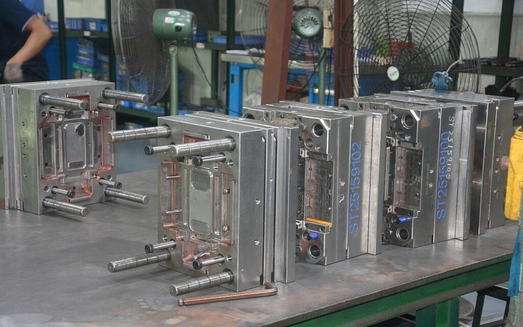 Case tooling